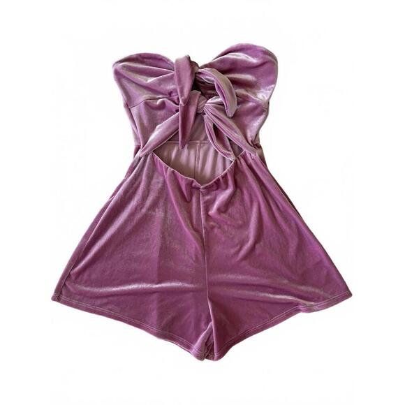NWOT Urban Outfitters Velvet Romper - Stylish and Chic Small - Picture 1 of 8